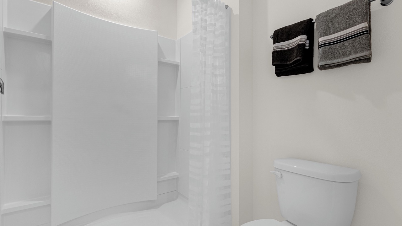 Photo of Bathroom in Sunridge Woods