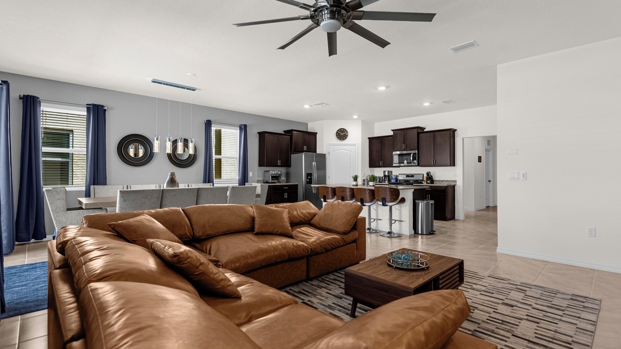 Photo of Livingroom in Sunridge Woods