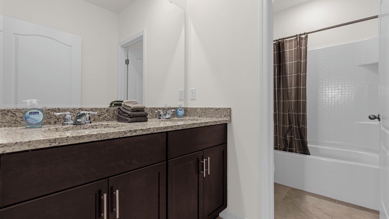 Photo of Bathroom in Sunridge Woods