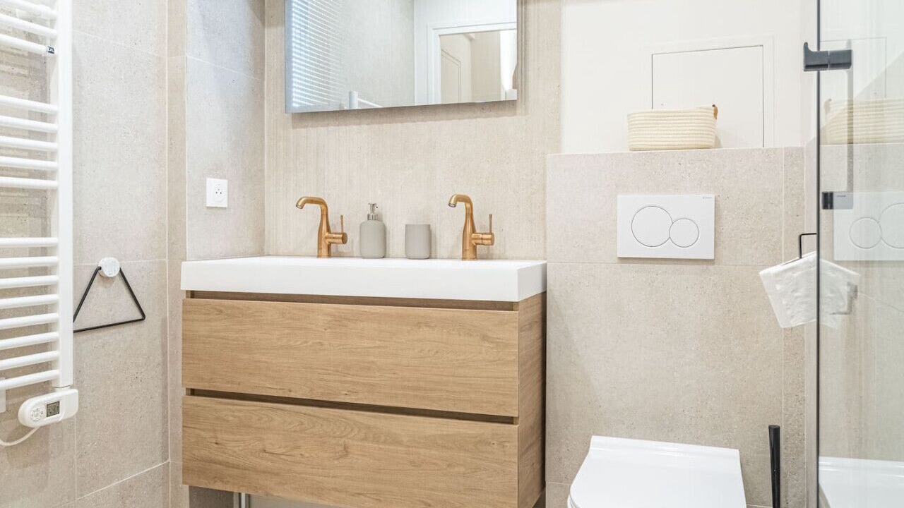Photo of Bathroom in Saint-Victor