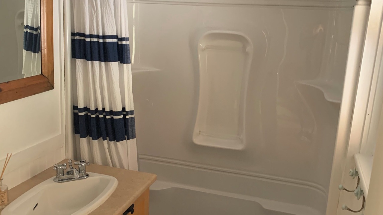 Photo of Bathroom in Rideau Lakes