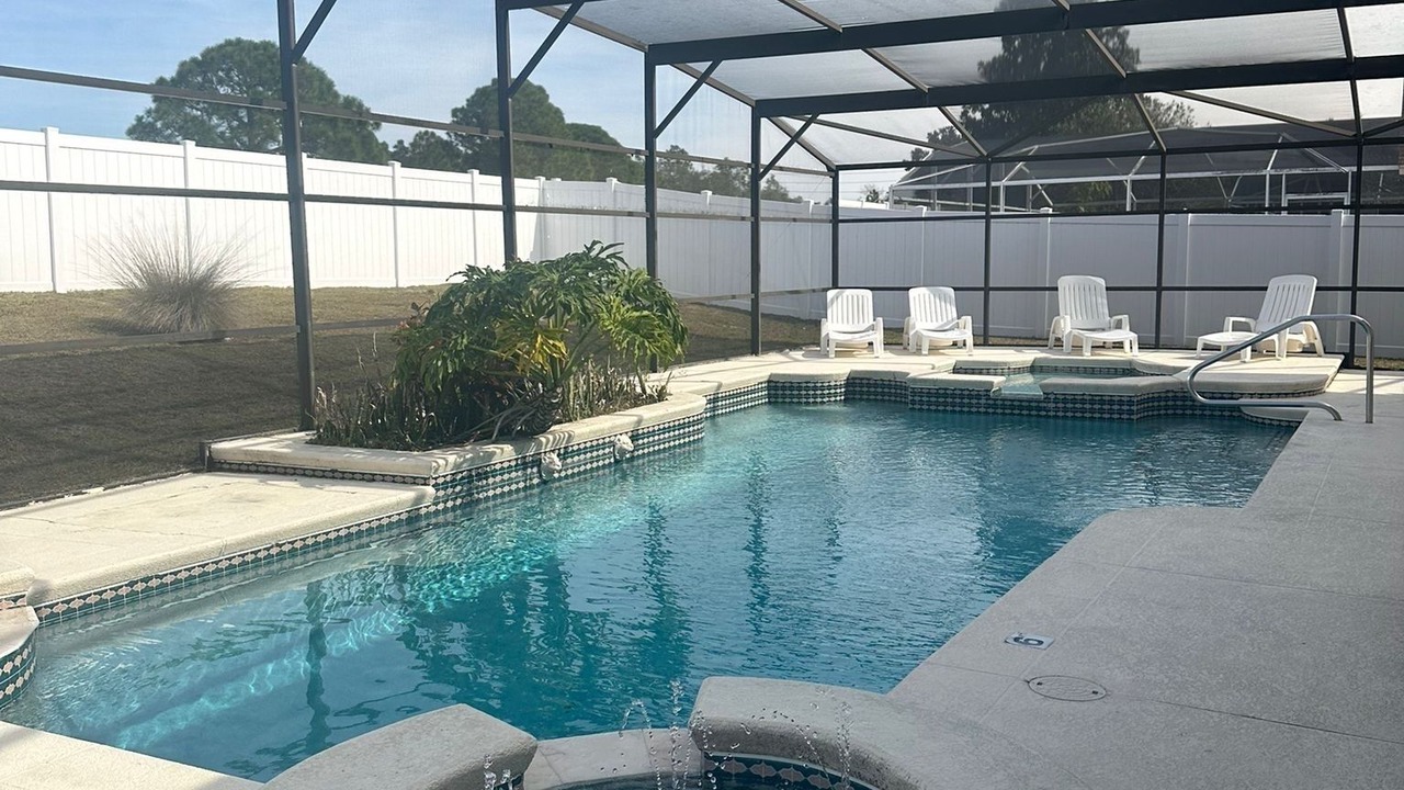 Photo of Outdoor in Lindfields