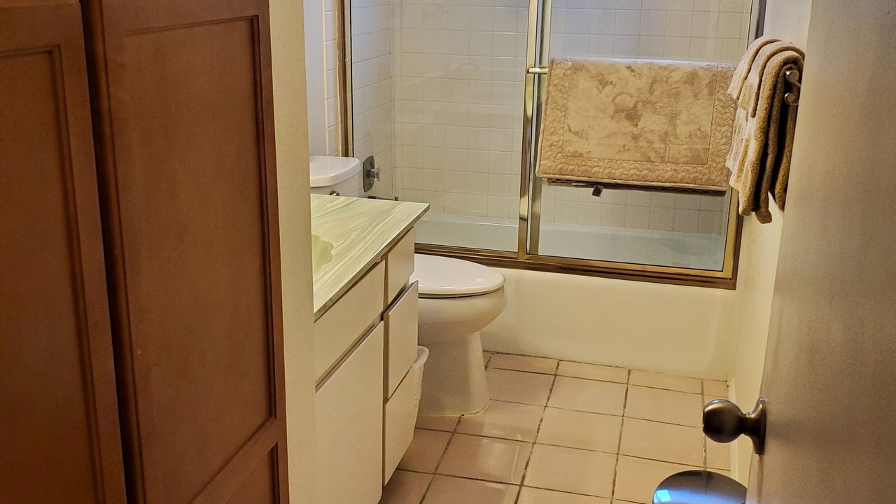 Photo of Bathroom in Page