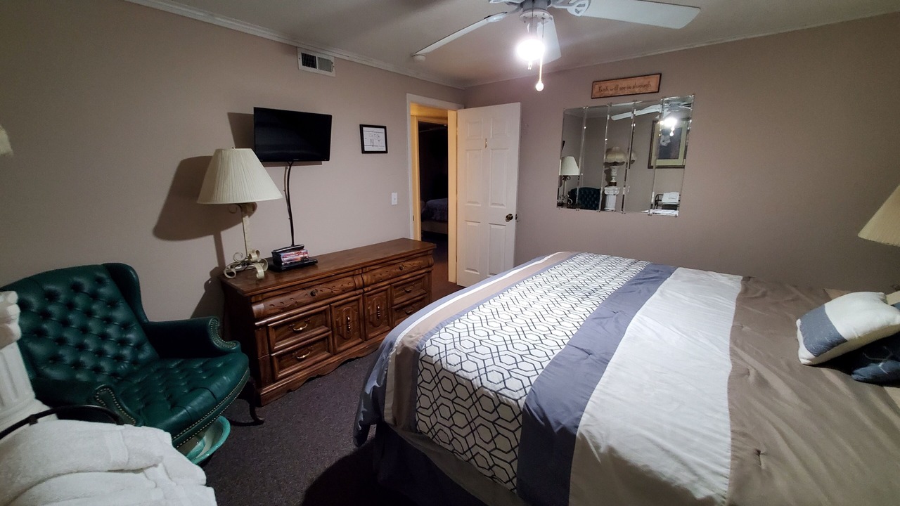 Photo of Bedroom in Page