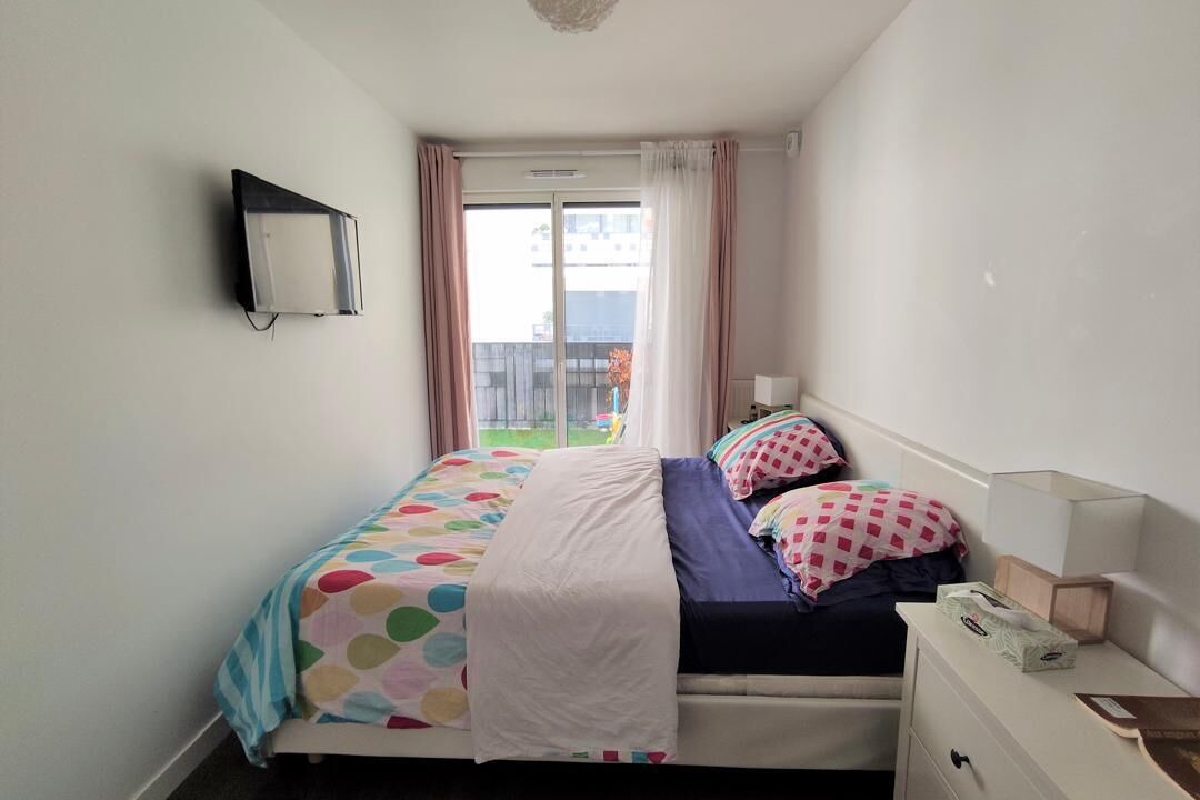 Photo of Bedroom in Saint-Ouen
