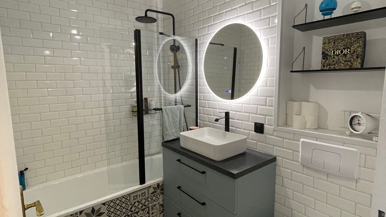 Photo of Bathroom in Quartier de Becon