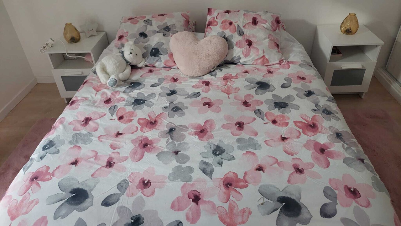 Photo of Bedroom in Saint-Denis