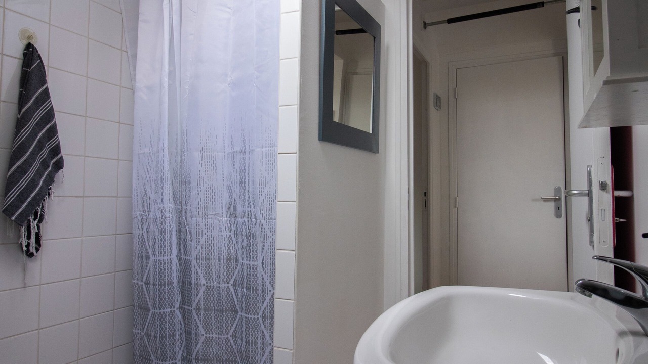 Photo of Bathroom in Abbesses