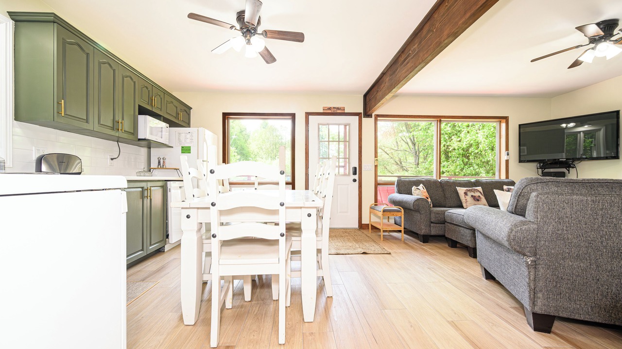 Photo of Livingroom in Kearney