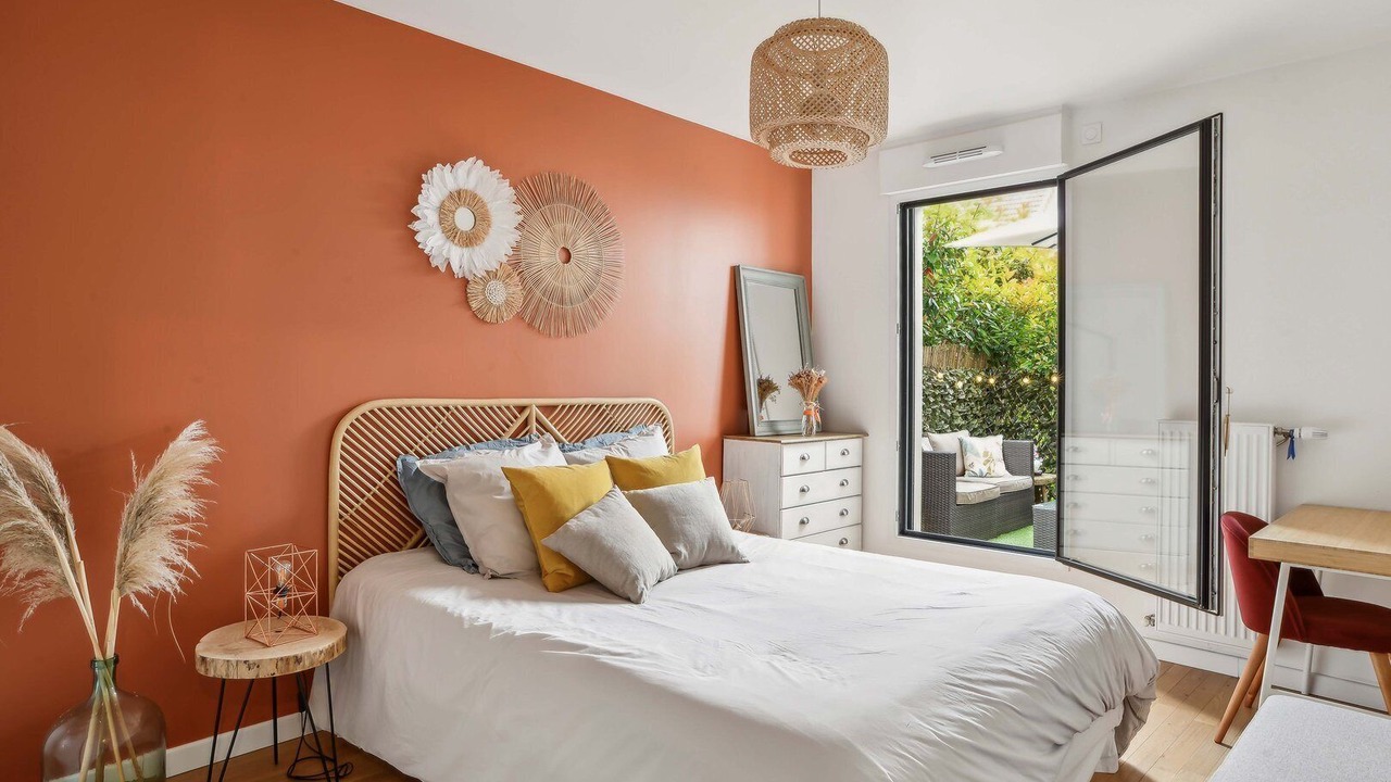 Photo of Bedroom in Suresnes
