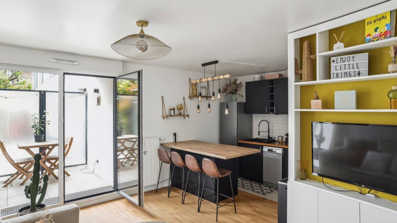 Photo of Livingroom in Suresnes