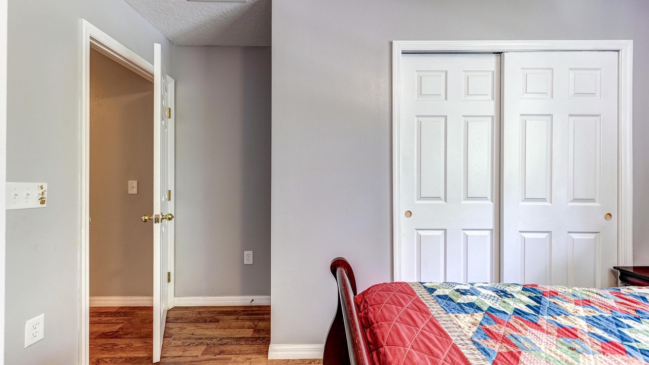 Photo of Bedroom in Crestwynd Bay