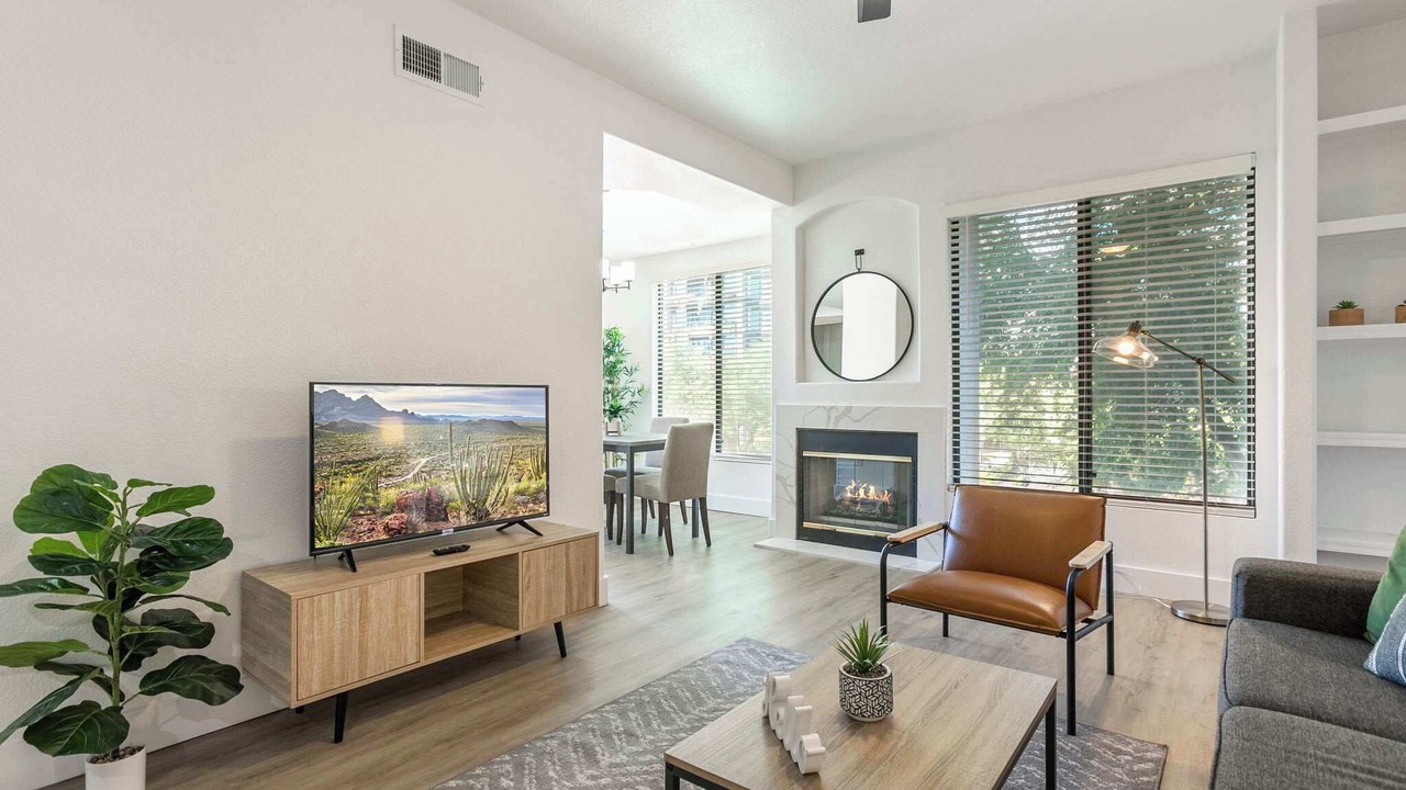 Photo of Livingroom in Desert Paradise Estates