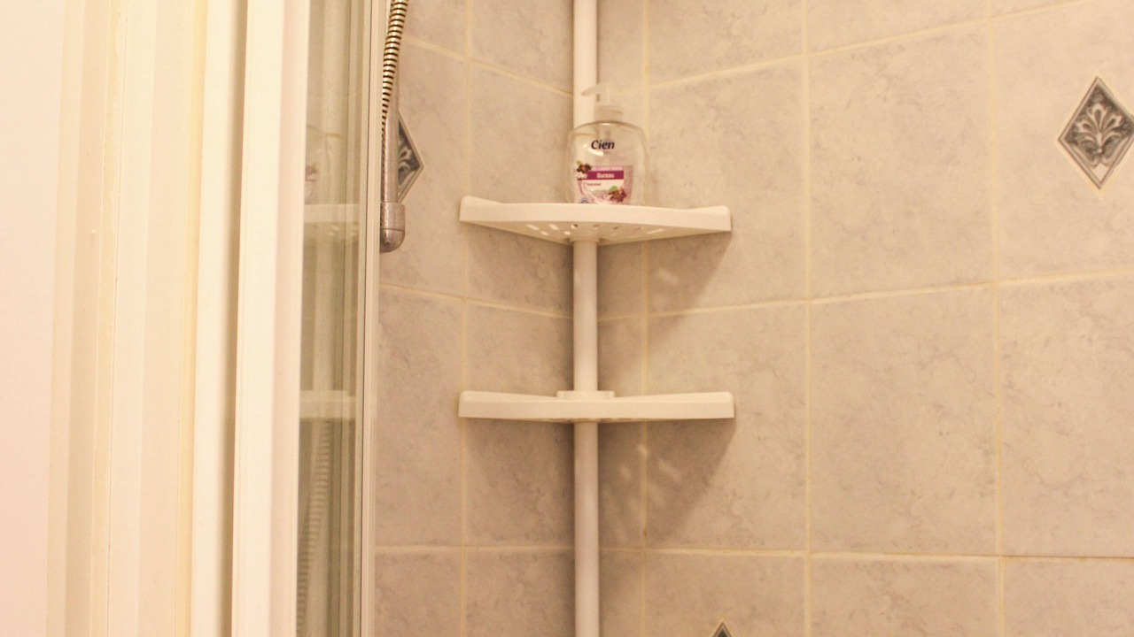 Photo of Bathroom in Les Puces de Saint-Ouen
