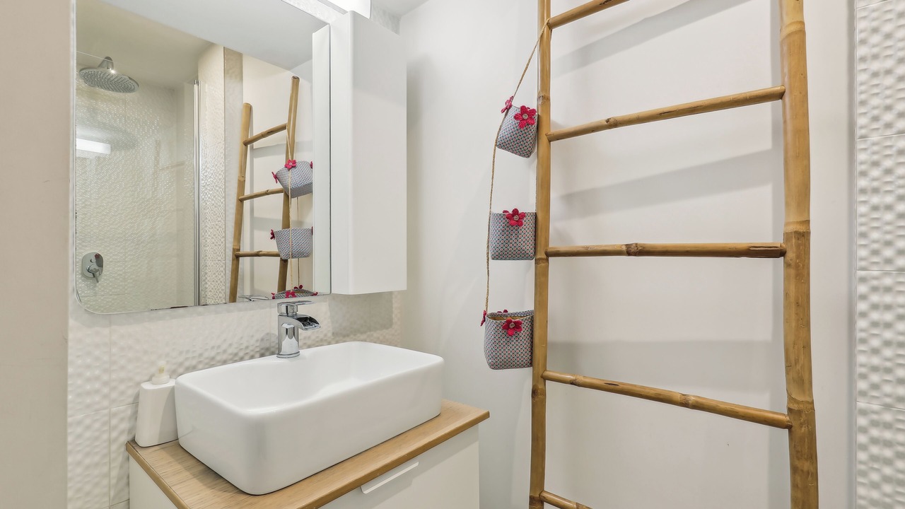 Photo of Bathroom in Pigalle
