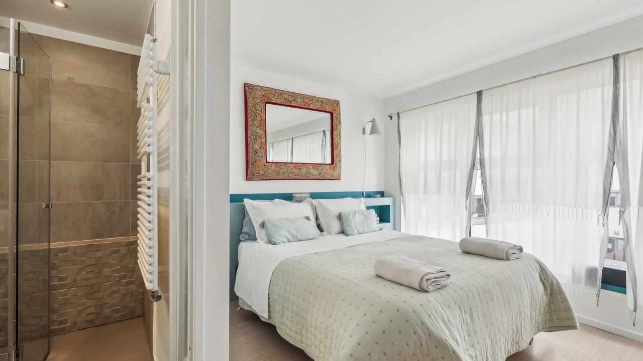 Photo of Bedroom in Pigalle