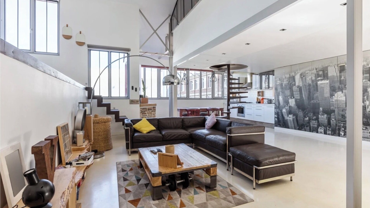 Photo of Livingroom in Louis Bertrand-Mirabeau-Semard