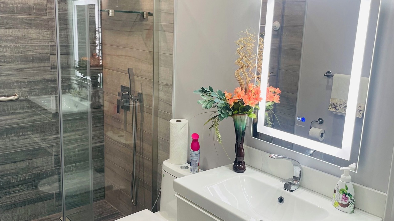 Photo of Bathroom in Courtice