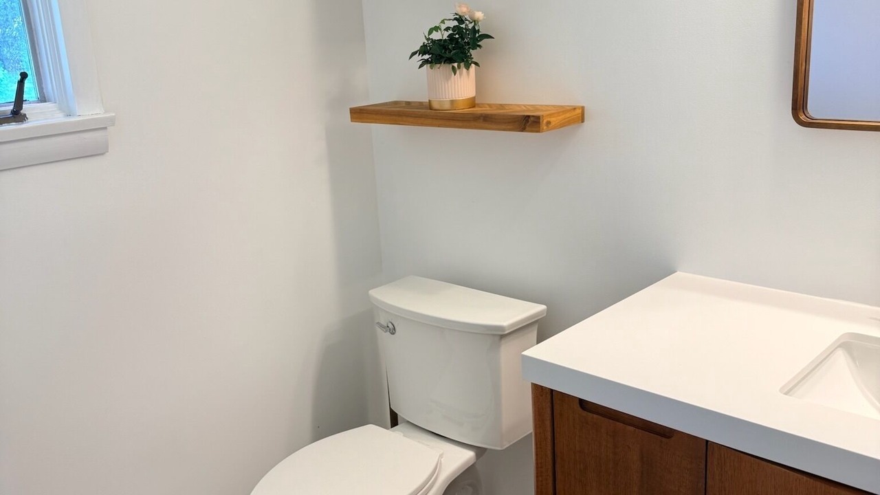 Photo of Bathroom in State College