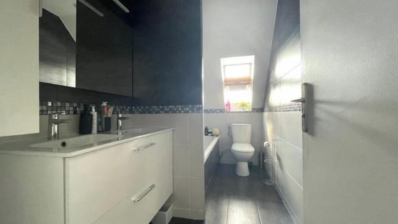Photo of Bathroom in Lagny-sur-Marne