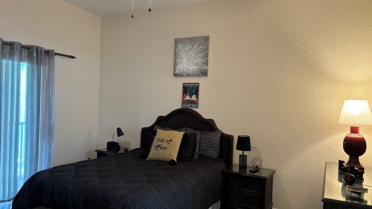 Photo of Bedroom in Bahama Bay