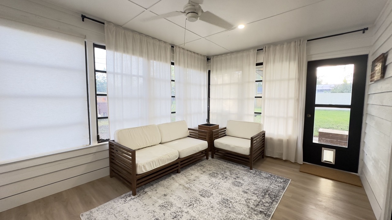 Photo of Livingroom in Lakeland