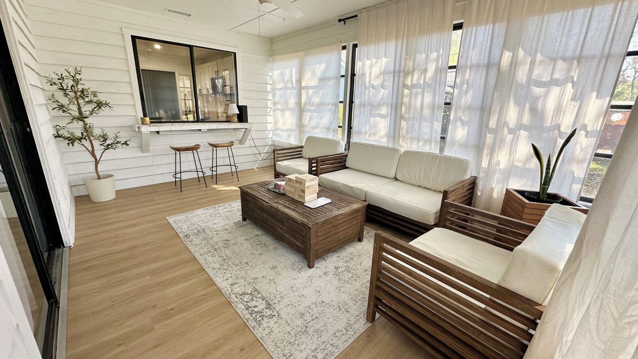 Photo of Livingroom in Lakeland