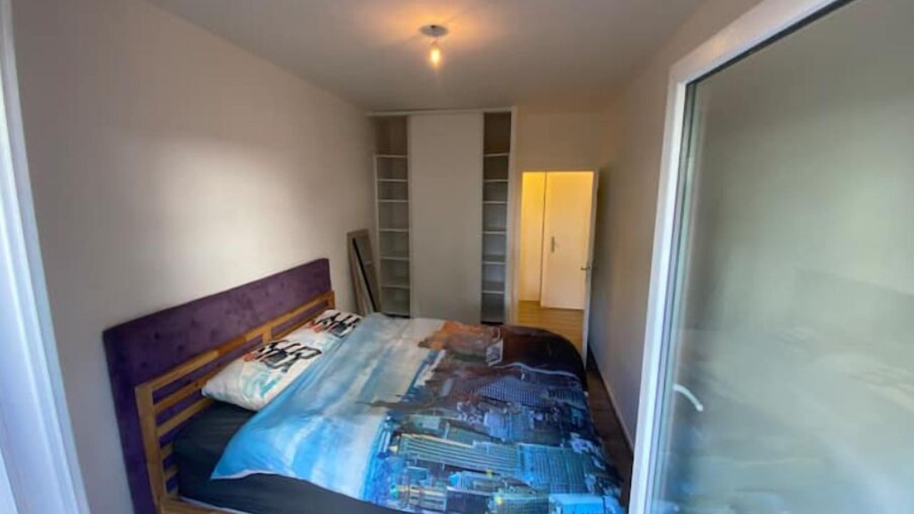 Photo of Bedroom in Saint-Denis