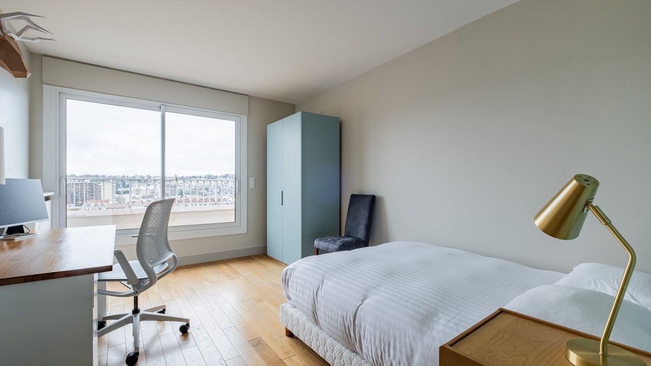 Photo of Bedroom in Prince–Marmottan