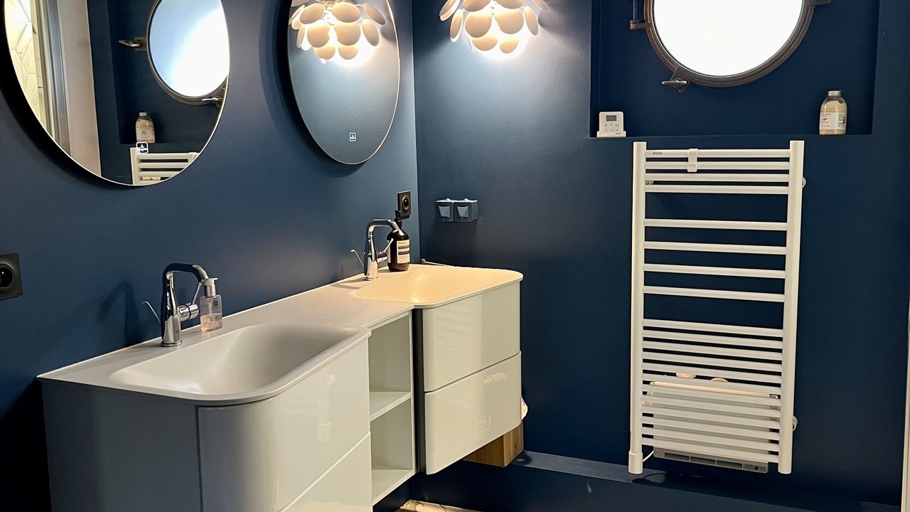 Photo of Bathroom in Quartier de Becon