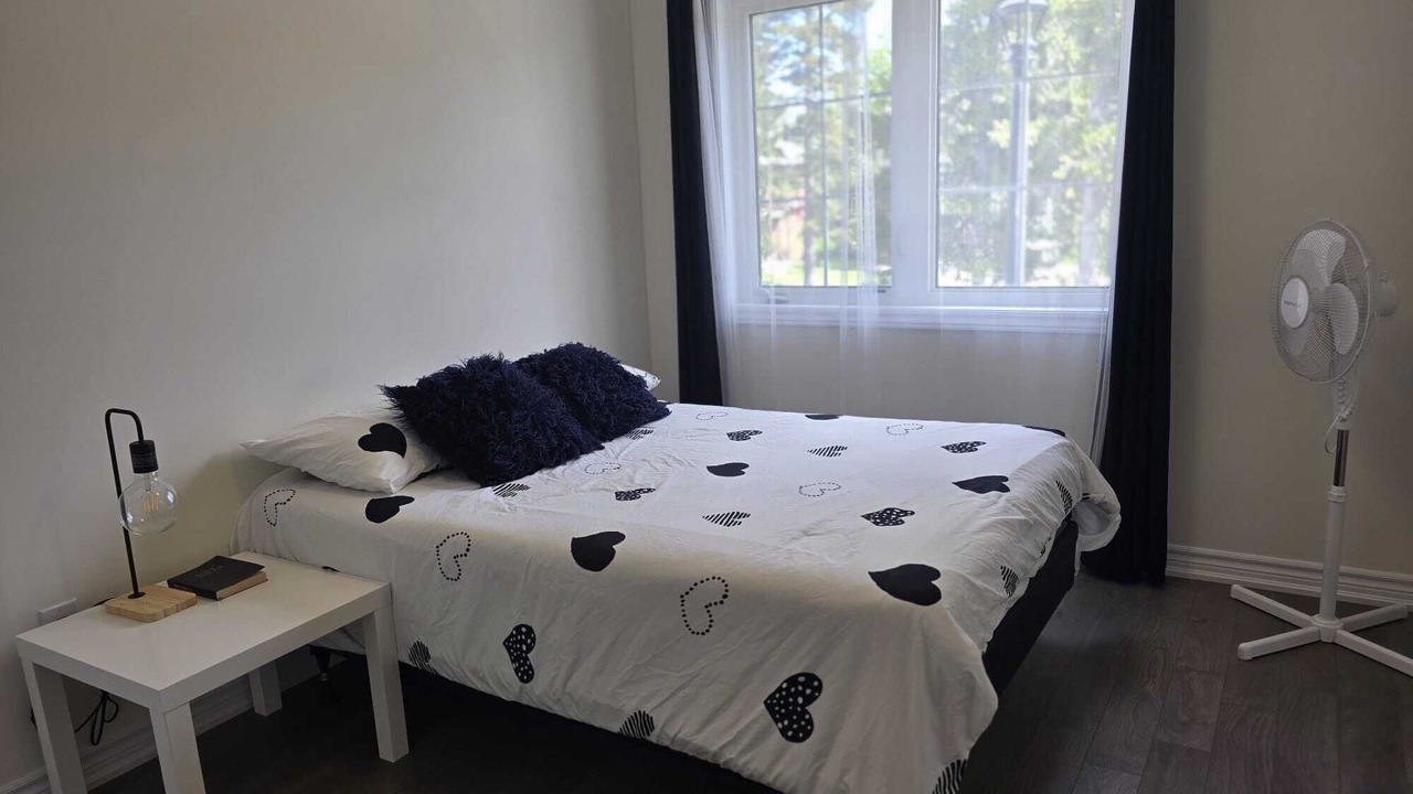 Photo of Bedroom in Shelburne