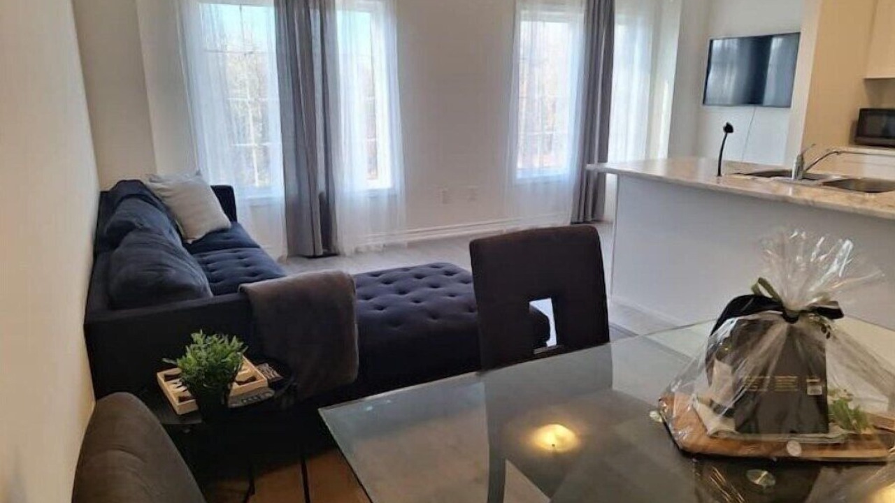 Photo of Livingroom in Shelburne
