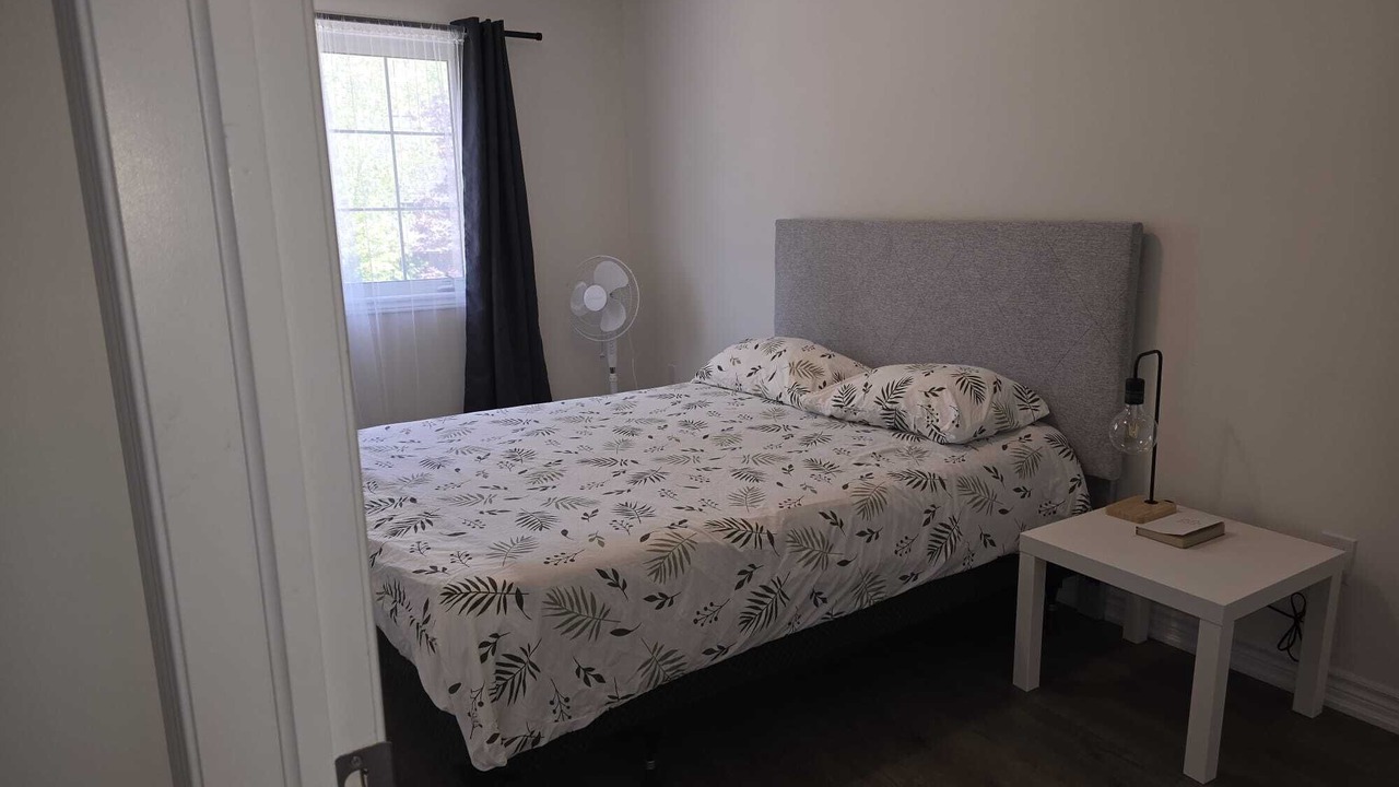 Photo of Bedroom in Shelburne