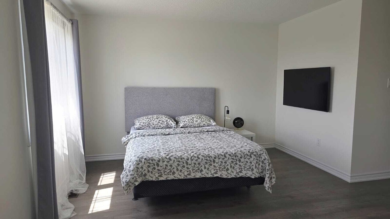 Photo of Bedroom in Shelburne