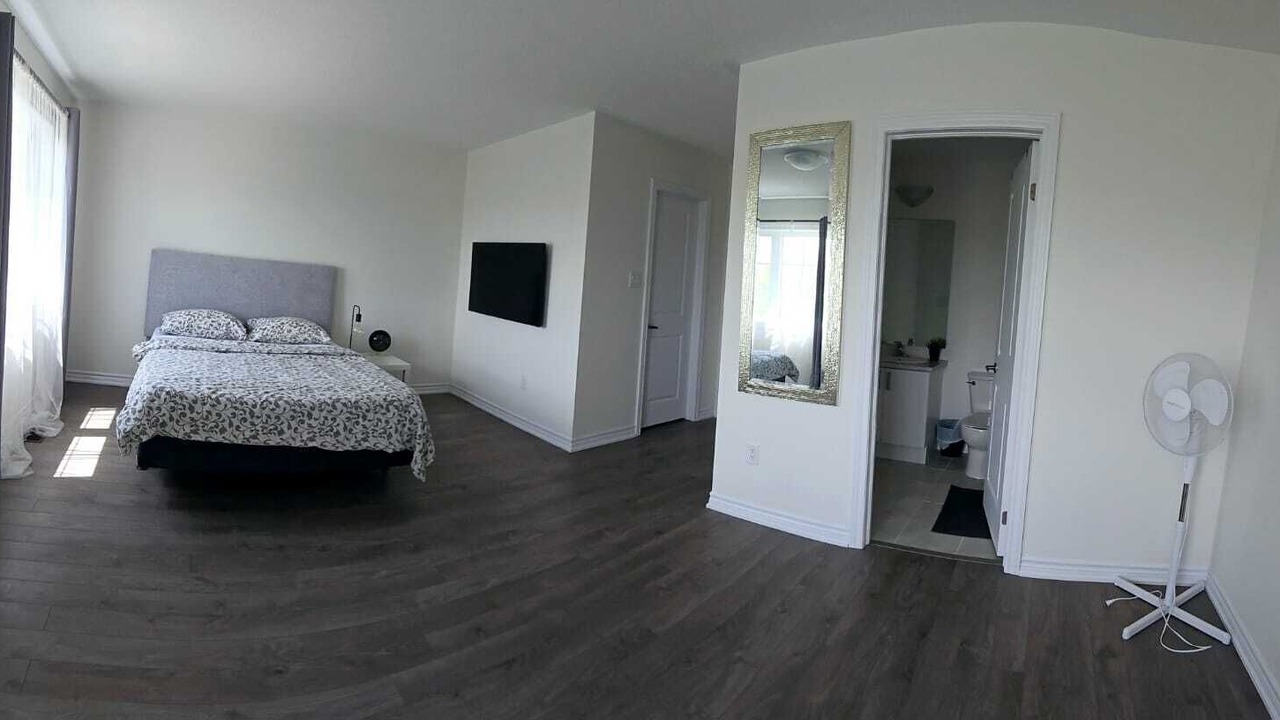Photo of Bedroom in Shelburne