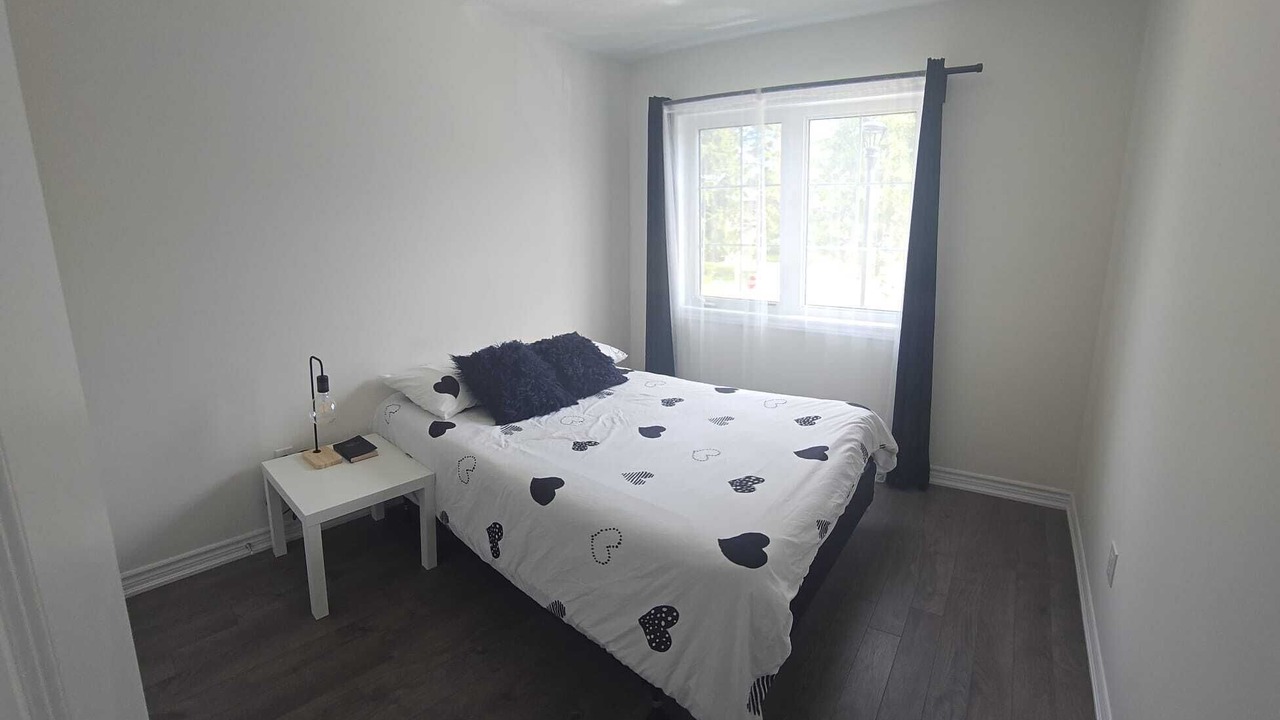 Photo of Bedroom in Shelburne