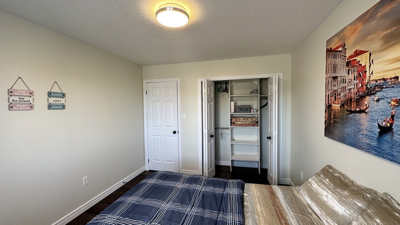 Photo of Bedroom in Grand River South