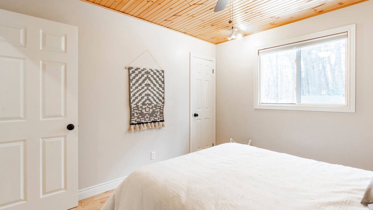 Photo of Bedroom in Port Franks