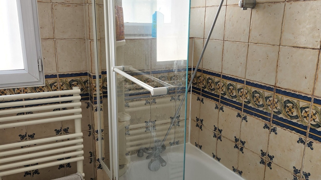 Photo of Bathroom in Parc-de-Montsouris
