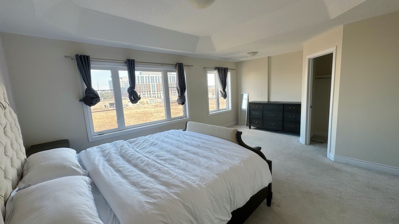 Photo of Bedroom in Richmond Hill
