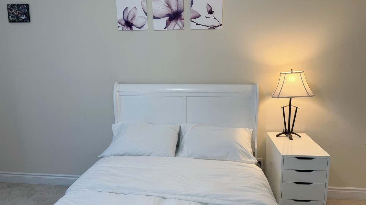 Photo of Bedroom in Richmond Hill