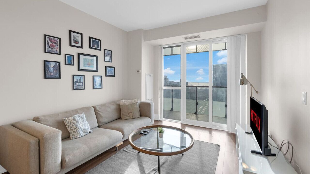 Photo of Livingroom in Wellington Place