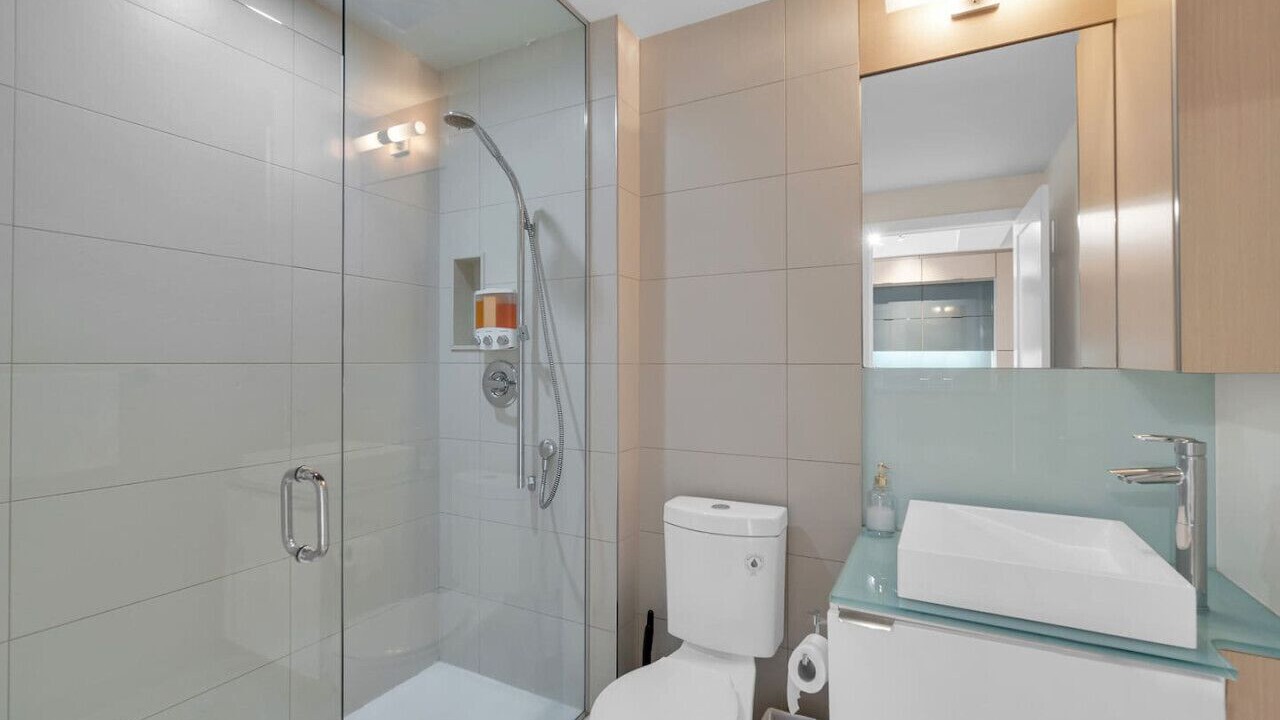 Photo of Bathroom in Wellington Place