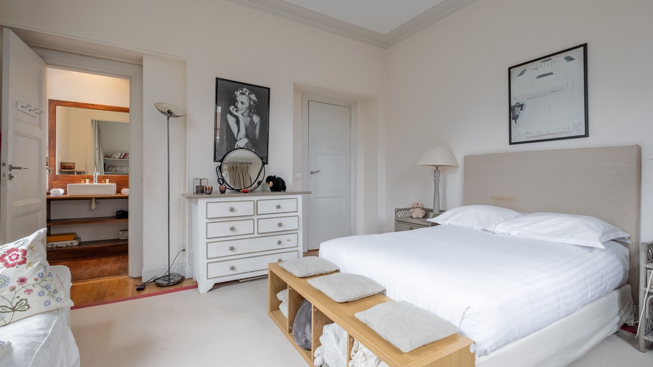 Photo of Bedroom in Prince–Marmottan