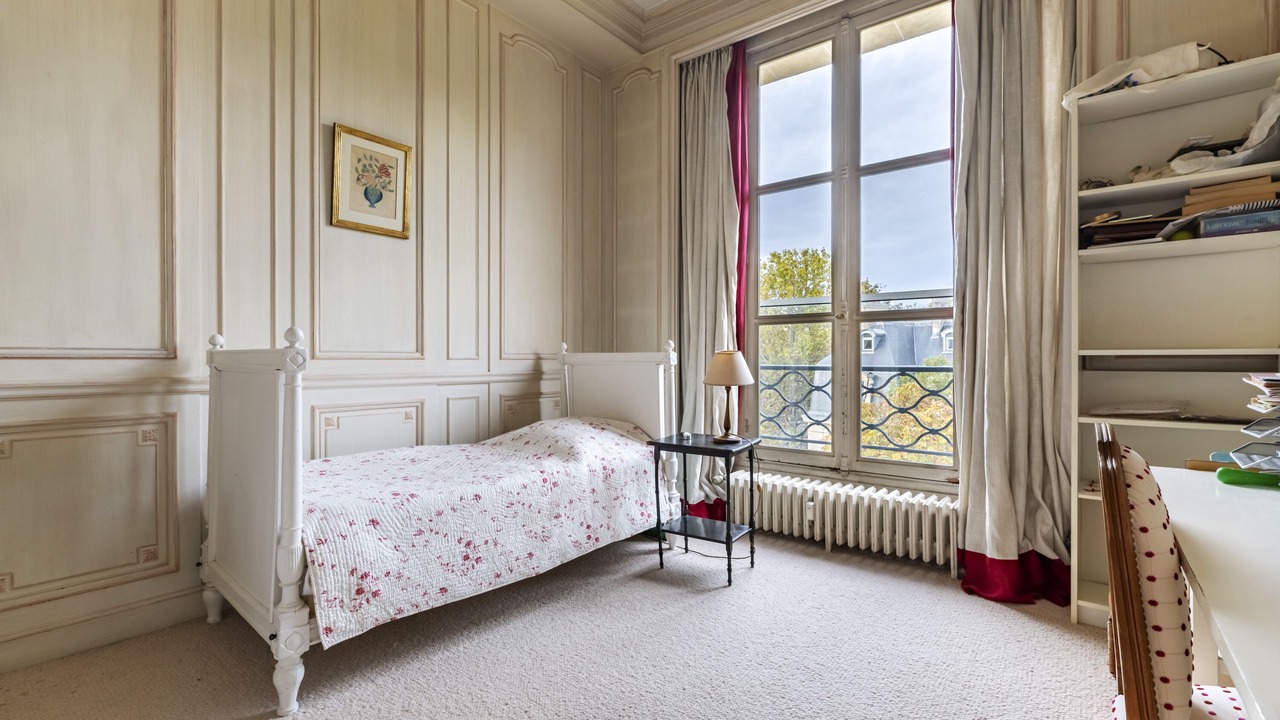 Photo of Bedroom in Quartier du Gros-Caillou
