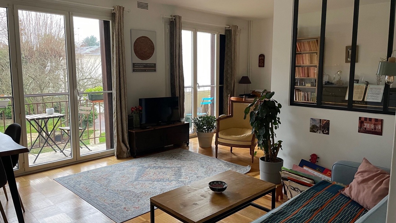 Photo of Livingroom in Sevres