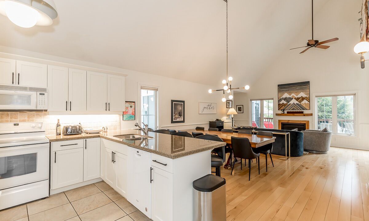 Photo of Kitchen in Craigleith