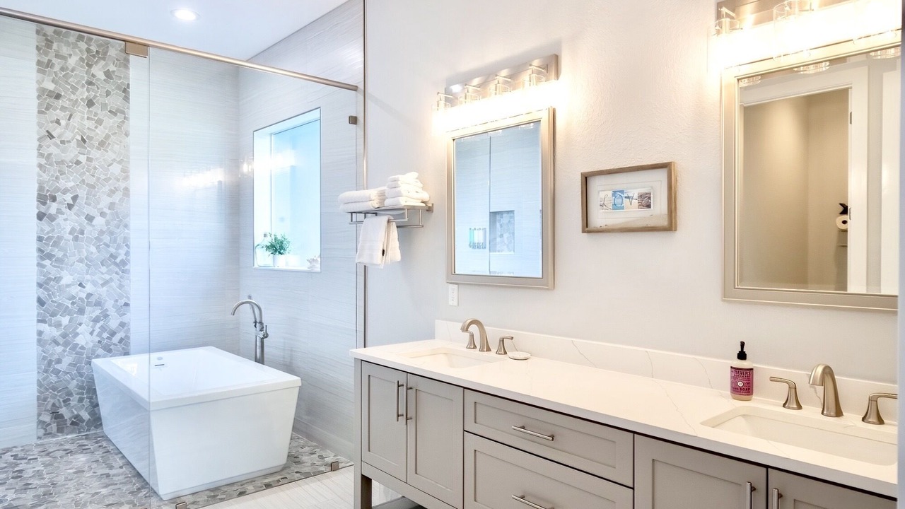 Photo of Bathroom in Sylvan Shores