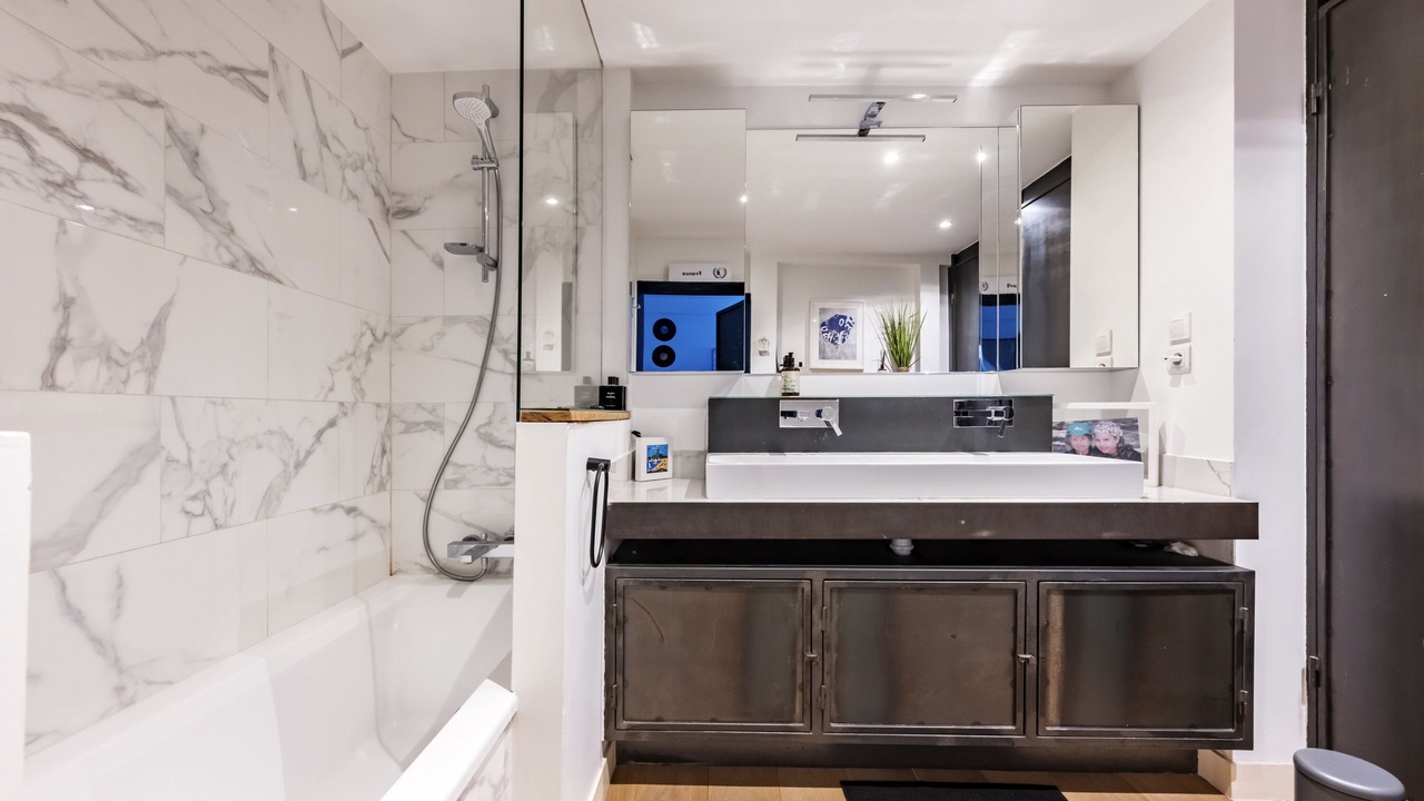 Photo of Bathroom in Saint-Germain-l'Auxerrois