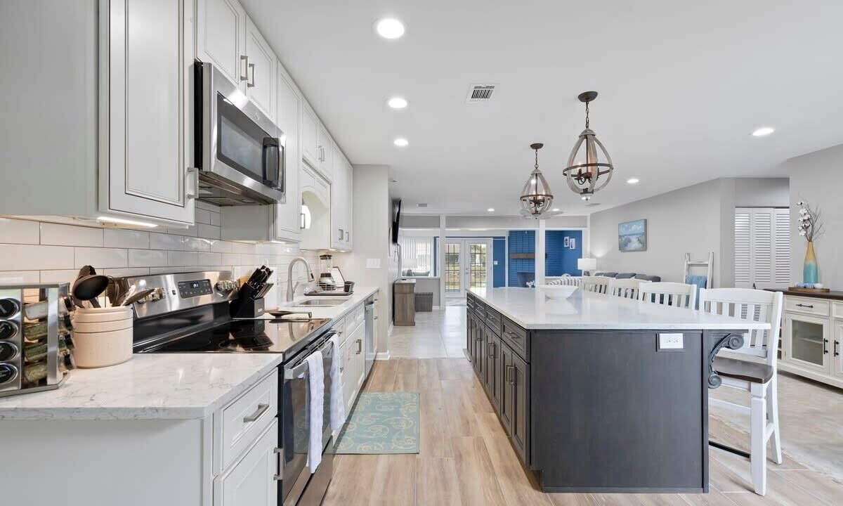 Photo of Kitchen in Cocoa Isles